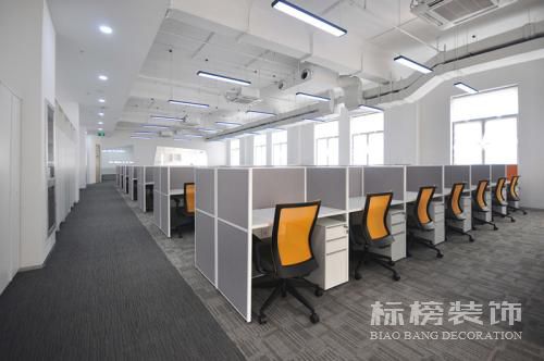 深圳辦公室裝修如何選擇家具？